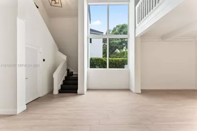 20205 W Oak Haven Cir, Miami, FL 33179 - Photo 57