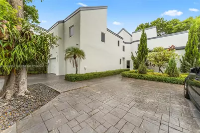 20205 W Oak Haven Cir, Miami, FL 33179 - Photo 41