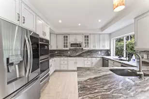 20205 W Oakhaven Cir, Miami, FL 33179 - Photo 61