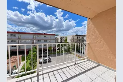 6130 W 19th Ave #308, Hialeah, FL 33012 - Photo 7