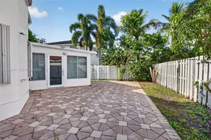 83 Gables Blvd, Weston, FL 33326 - Photo 51