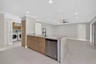 83 Gables Blvd, Weston, FL 33326 - Photo 19
