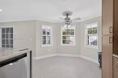 83 Gables Blvd, Weston, FL 33326 - Photo 17
