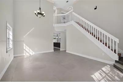83 Gables Blvd, Weston, FL 33326 - Photo 7