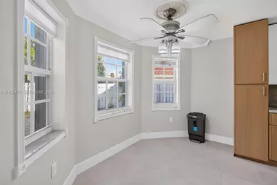 83 Gables Blvd, Weston, FL 33326 - Photo 15