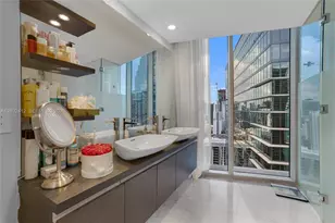 200 Biscayne Blvd Way, Miami, FL 33131 - Photo 17