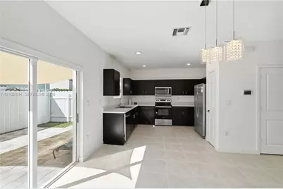 1732 SE 9th Ave #0, Florida City, FL 33034 - Photo 5