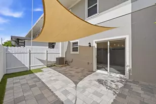 1732 SE 9th Ave, Florida City, FL 33034 - Photo 9