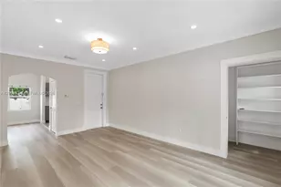2431 Biscayne Blvd, Miami, FL 33137 - Photo 3