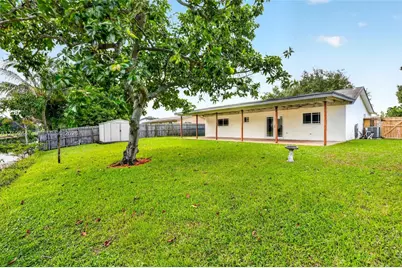 8500 NW 3rd St, Pembroke Pines, FL 33024 - Photo 33
