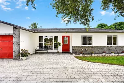 8500 NW 3rd St, Pembroke Pines, FL 33024 - Photo 3