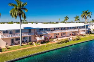 901 SW 11th Ave, Hallandale Beach, FL 33009 - Photo 3