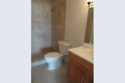 17901 NW 68th Ave #R207, Hialeah, FL 33015 - Photo 5