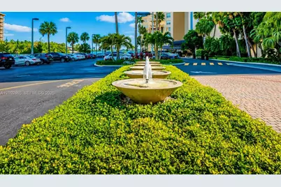 11111 Biscayne Blvd #16A, Miami, FL 33181 - Photo 49