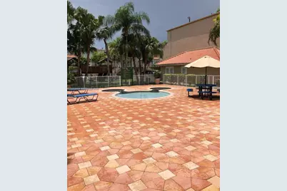 8670 NW 6th Ln #4-208, Miami, FL 33126 - Photo 17
