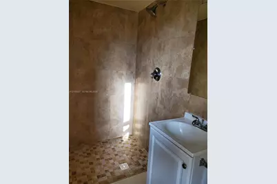 13770 NE 20th Pl #3, North Miami Beach, FL 33181 - Photo 7