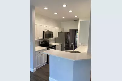 667 NW 170th Ter #667, Pembroke Pines, FL 33028 - Photo 5
