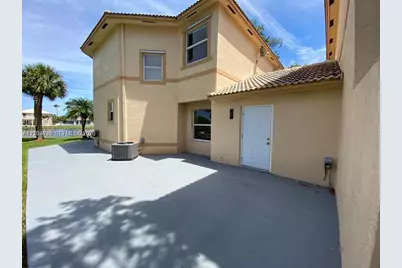 667 NW 170th Ter #667, Pembroke Pines, FL 33028 - Photo 21