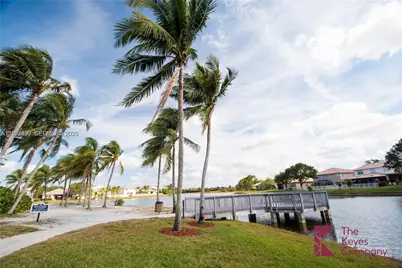 667 NW 170th Ter #667, Pembroke Pines, FL 33028 - Photo 33