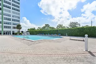 2100 Sans Souci Blvd, North Miami, FL 33181 - Photo 35