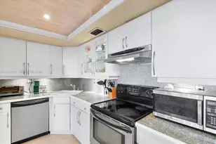 2100 Sans Souci Blvd, North Miami, FL 33181 - Photo 15