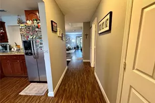 9251 NW 14th Ct, Pembroke Pines, FL 33024 - Photo 5