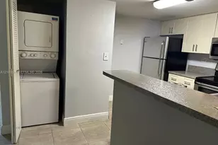 9962 Nob Hill Ln, Sunrise, FL 33351 - Photo 5