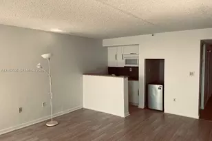 555 NE 15th St, Miami, FL 33132 - Photo 3