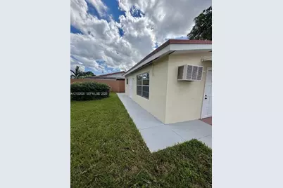 521 NW 44th Ave, Miami, FL 33126 - Photo 25