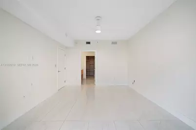 16385 Biscayne Blvd #407, North Miami Beach, FL 33160 - Photo 11