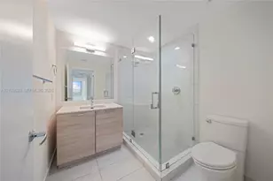 16385 Biscayne Blvd, North Miami Beach, FL 33160 - Photo 21