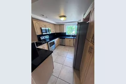 6713 SW 112th Ct, Miami, FL 33173 - Photo 11