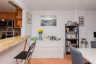 1020 Meridian Ave, Miami Beach, FL 33139 - Photo 5