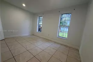 8218 Southampton Dr, Miramar, FL 33025 - Photo 23