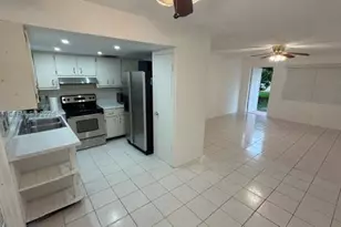 1722 Mayo St, Hollywood, FL 33020 - Photo 3