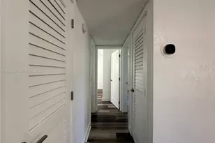 913 NE 17th St, Fort Lauderdale, FL 33305 - Photo 13
