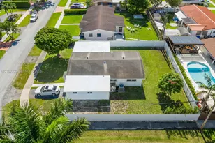 9350 SW 45th Terrace, Miami, FL 33165 - Photo 13