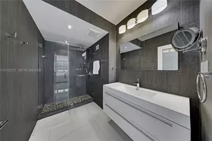 100 Lincoln Rd, Miami Beach, FL 33139 - Photo 9