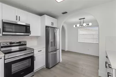 19411 SW 117th Ave, Miami, FL 33177 - Photo 27