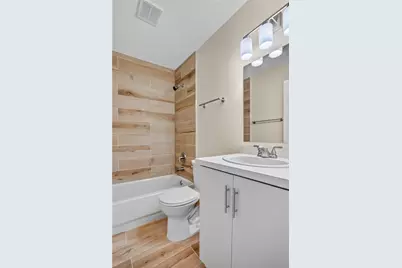 6989 W 36th Ave #202, Hialeah, FL 33018 - Photo 23