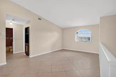 6989 W 36th Ave #202, Hialeah, FL 33018 - Photo 39