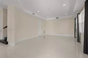 912 NE 17th Way, Fort Lauderdale, FL 33304 - Photo 9