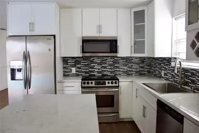 7761 NW 41st St #7761, Davie, FL 33024 - Photo 5