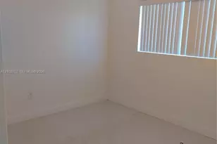 1030 NE 214th St, Miami, FL 33179 - Photo 25