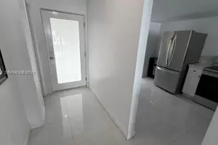 1175 NE Miami Gardens Dr, Miami, FL 33179 - Photo 3