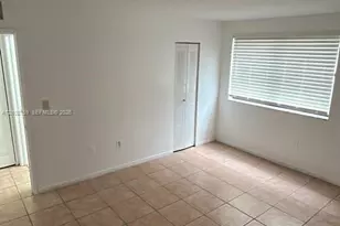 10253 NW 9th St Circle, Miami, FL 33172 - Photo 15