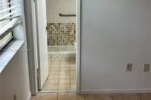 10253 NW 9th St Circle, Miami, FL 33172 - Photo 23