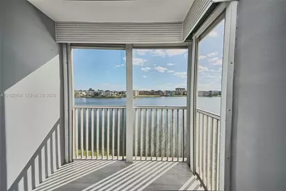 1660 NE 191st St #309-1, Miami, FL 33179 - Photo 5
