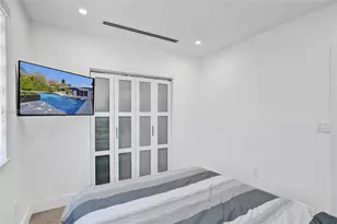 7640 Bayside Ln, Miami Beach, FL 33141 - Photo 41