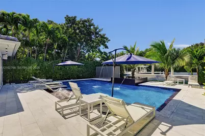 7640 Bayside Ln, Miami Beach, FL 33141 - Photo 33